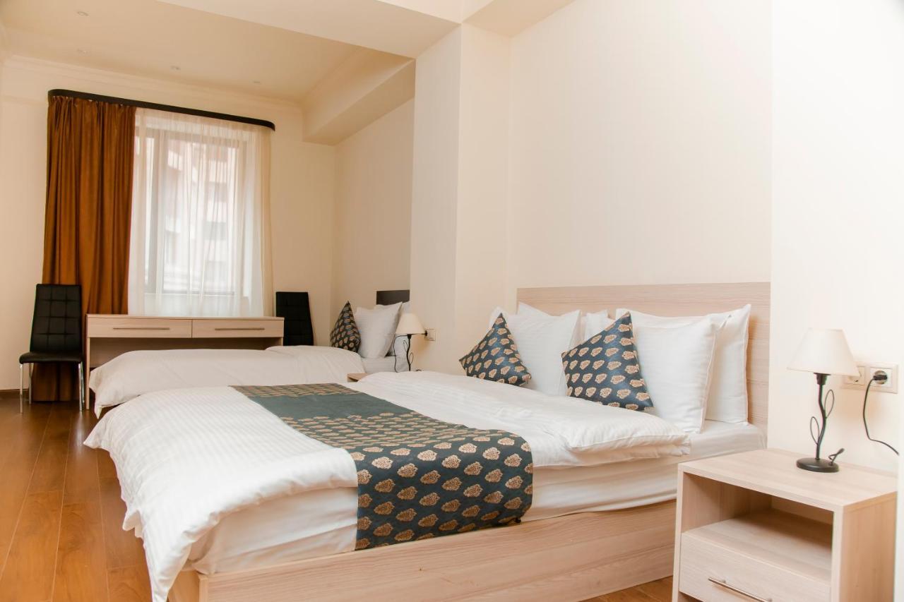 D&H Group Apartman Jereván Kültér fotó