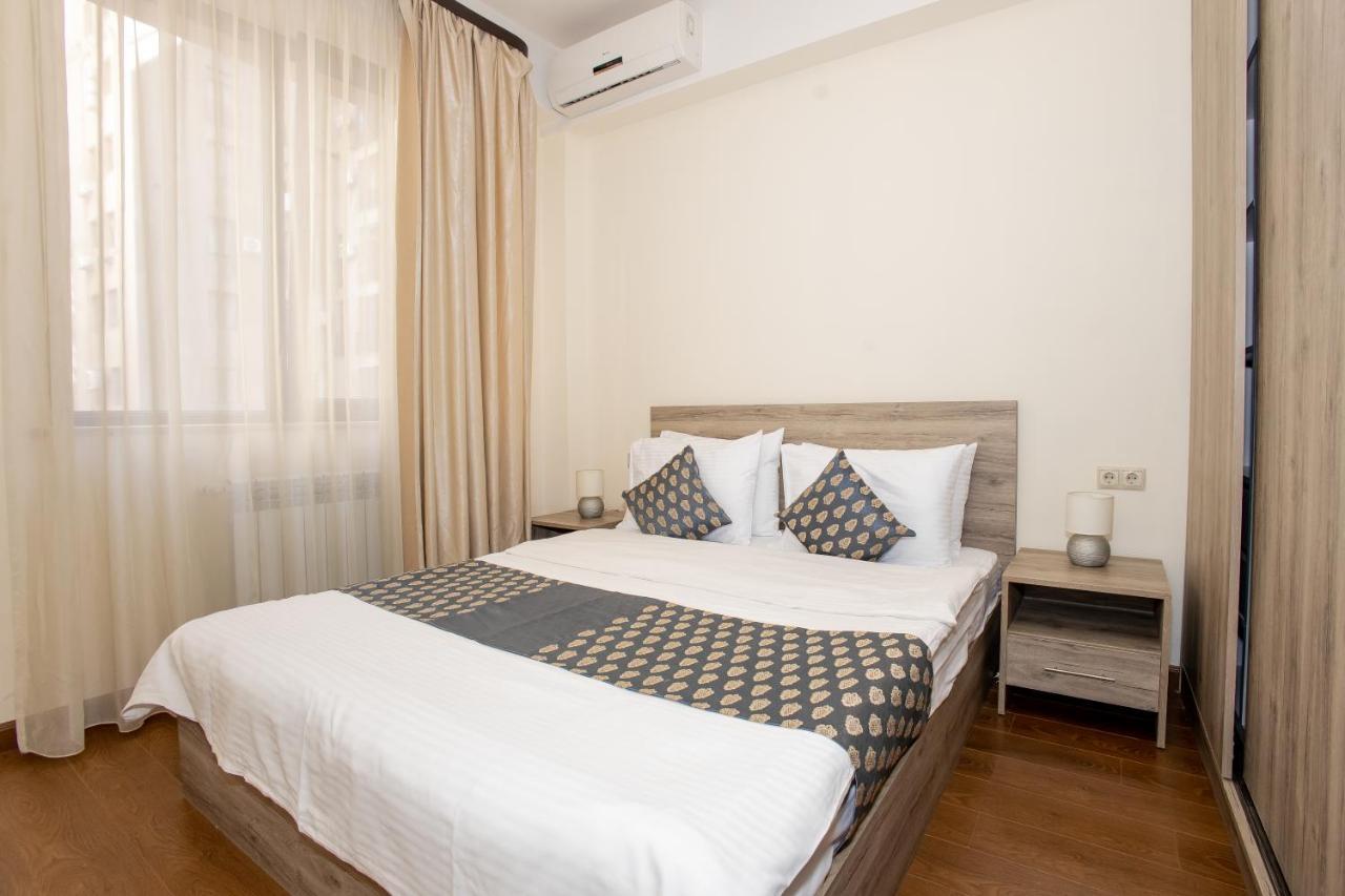 D&H Group Apartman Jereván Kültér fotó