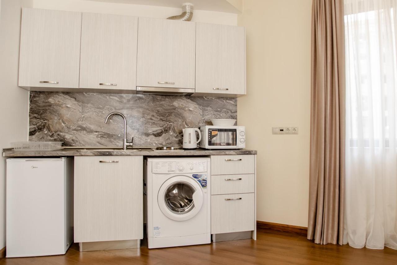 D&H Group Apartman Jereván Kültér fotó